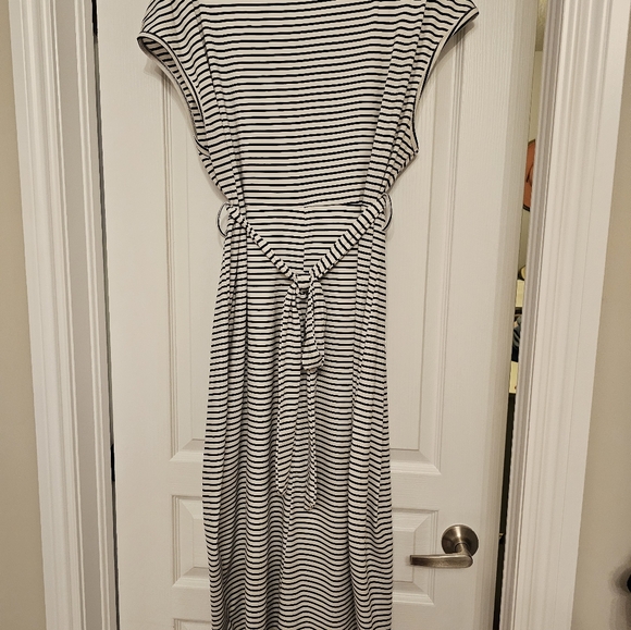 Striped Dress - Picture 2 of 4